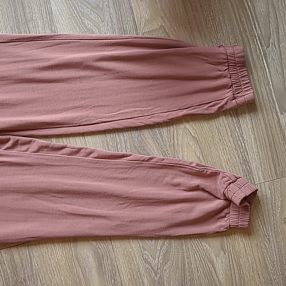 RW & CO Dusty Rose Drawstring Elastic Waist Soft Joggers Size Small - Picture 3 of 7